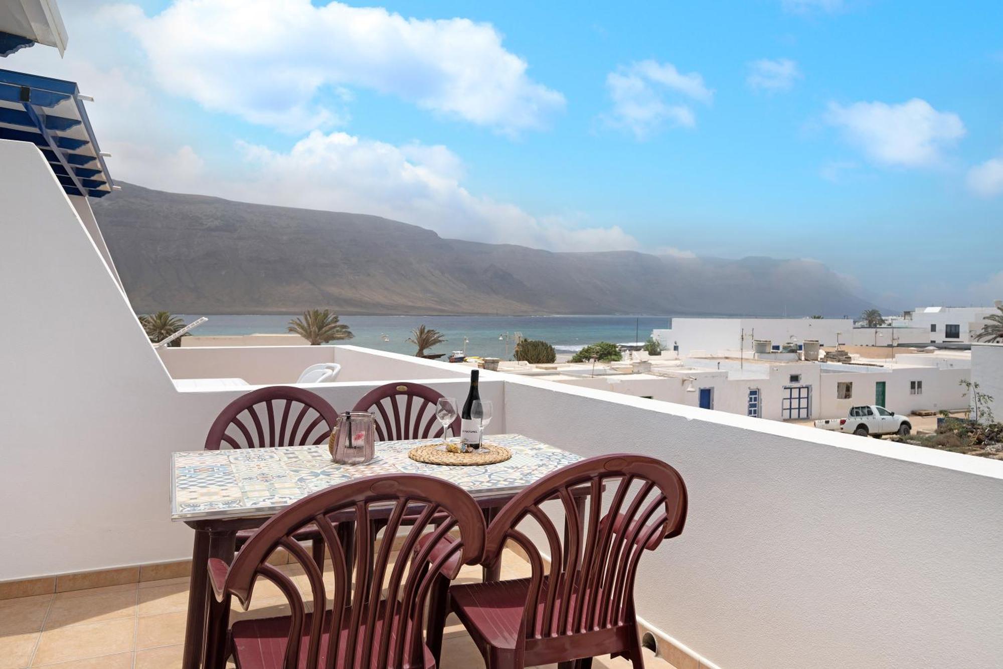 Vista Al Mar, La Graciosa Villa Caleta de Sebo Bagian luar foto